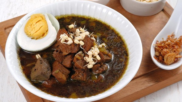 rawon daging sapi
